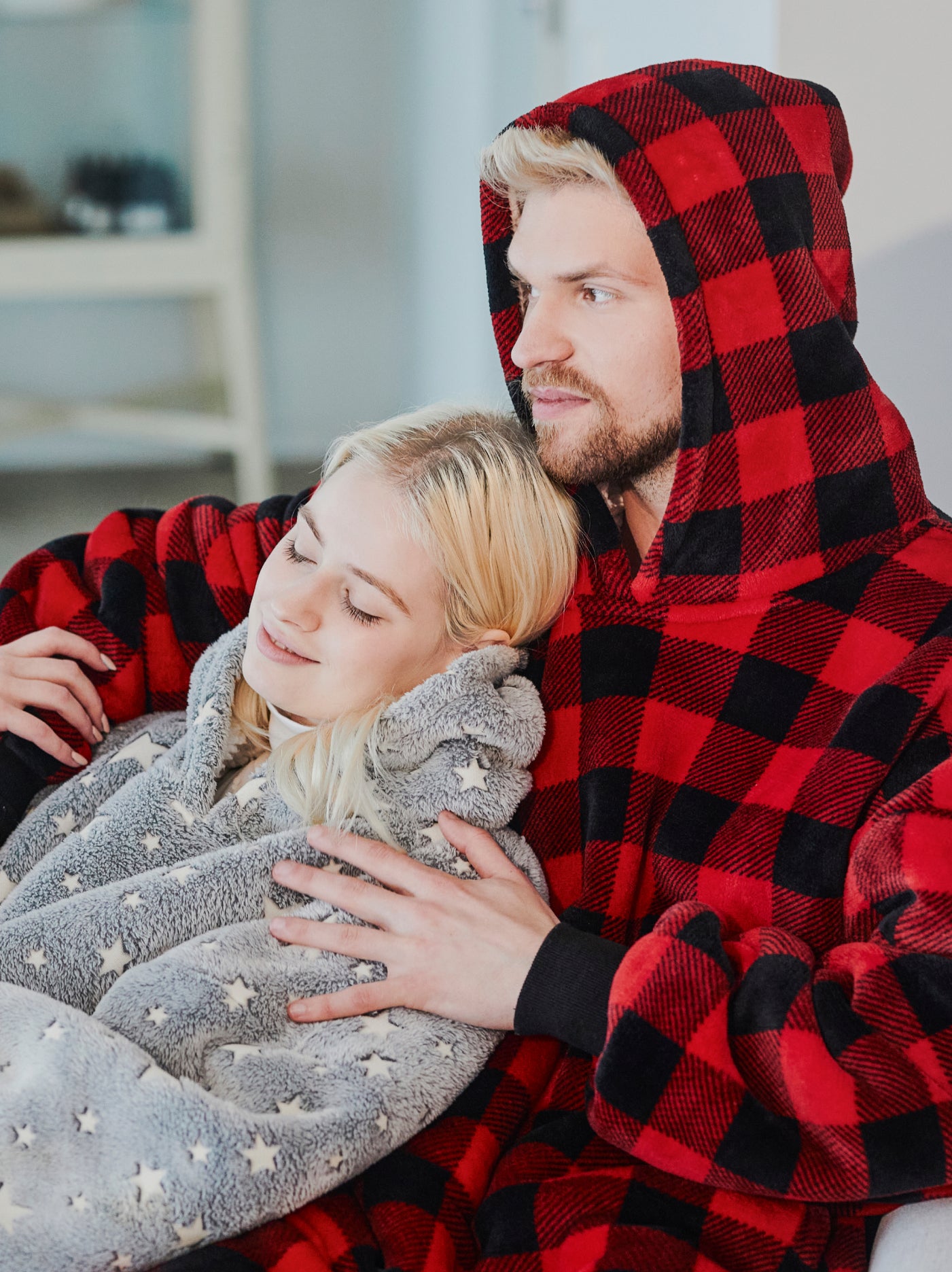 Oversized Hoodie Blanket